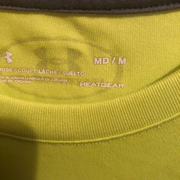 Men’s Neon green medium under armour shirt - Picture 2 of 2